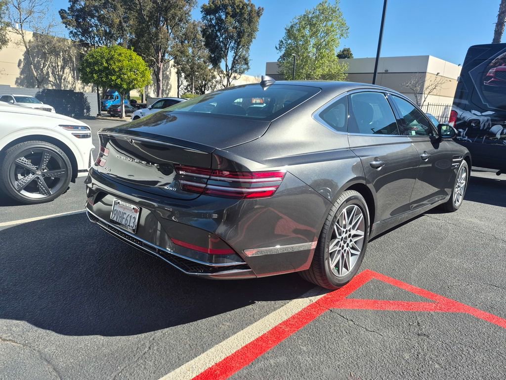 Used 2026 Genesis G80 2.5T image 7