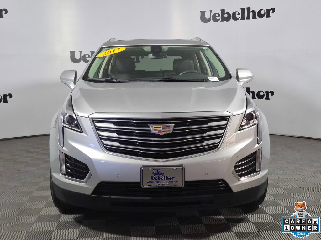 Used 2017 Cadillac XT5 Luxury w/ Driver Awareness Package AWD/4WD image 2