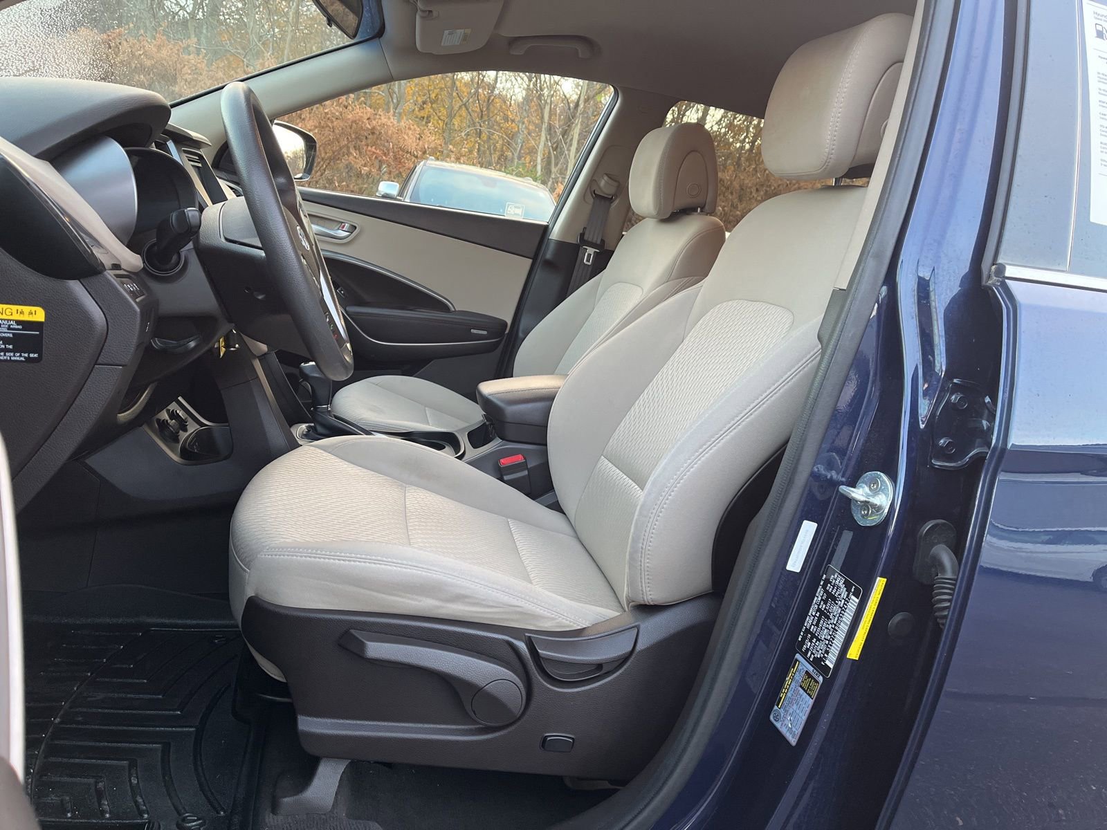 Used 2017 Hyundai Santa Fe Sport image 13