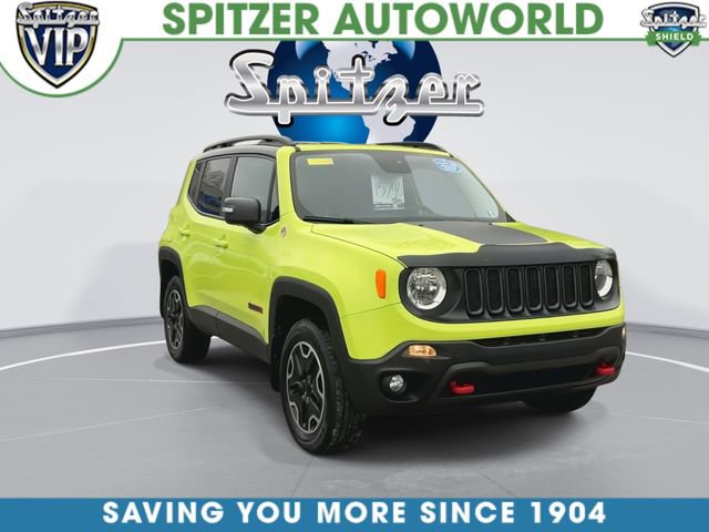 Used 2017 Jeep Renegade Trailhawk image 2