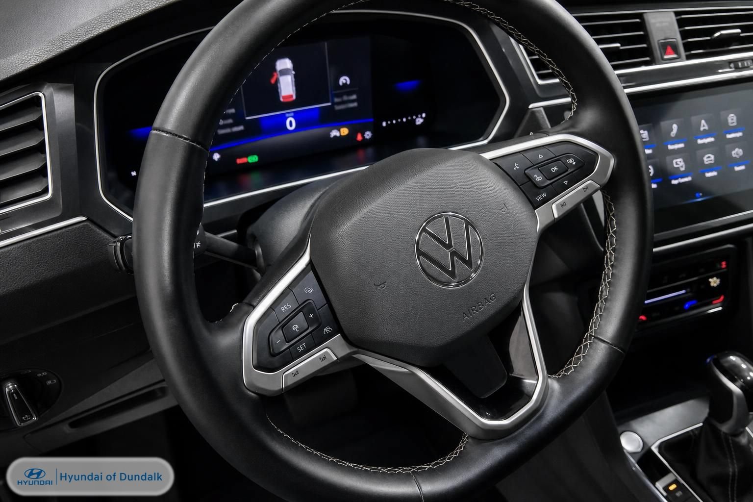 Used 2024 Volkswagen Tiguan SE FWD image 9