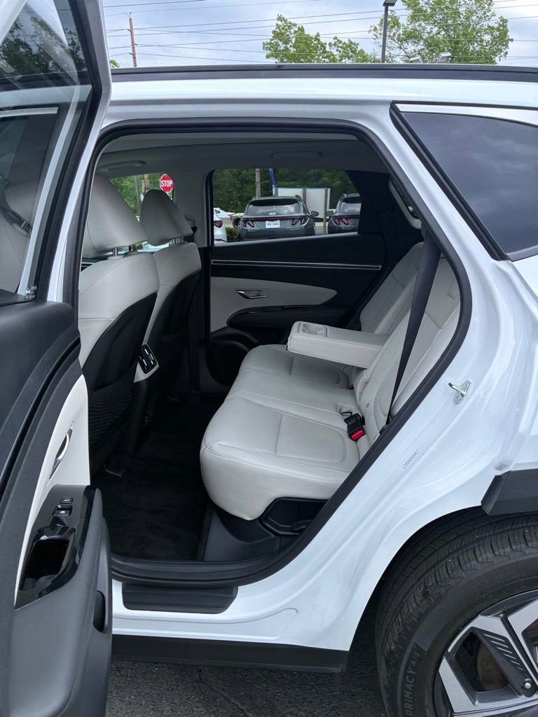 Used 2024 Hyundai Tucson Limited AWD/4WD image 22