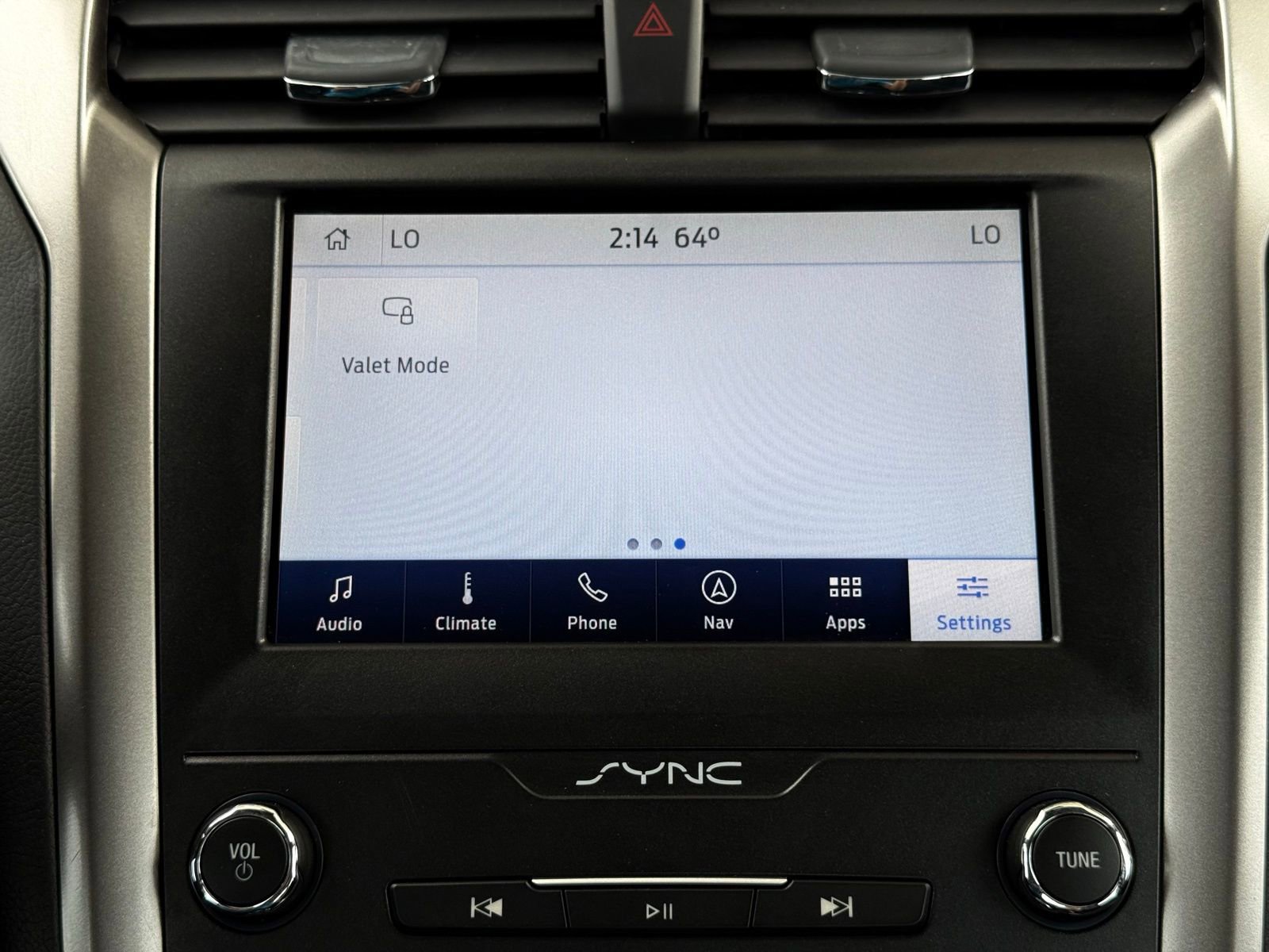 Used 2020 Ford Fusion SE image 36