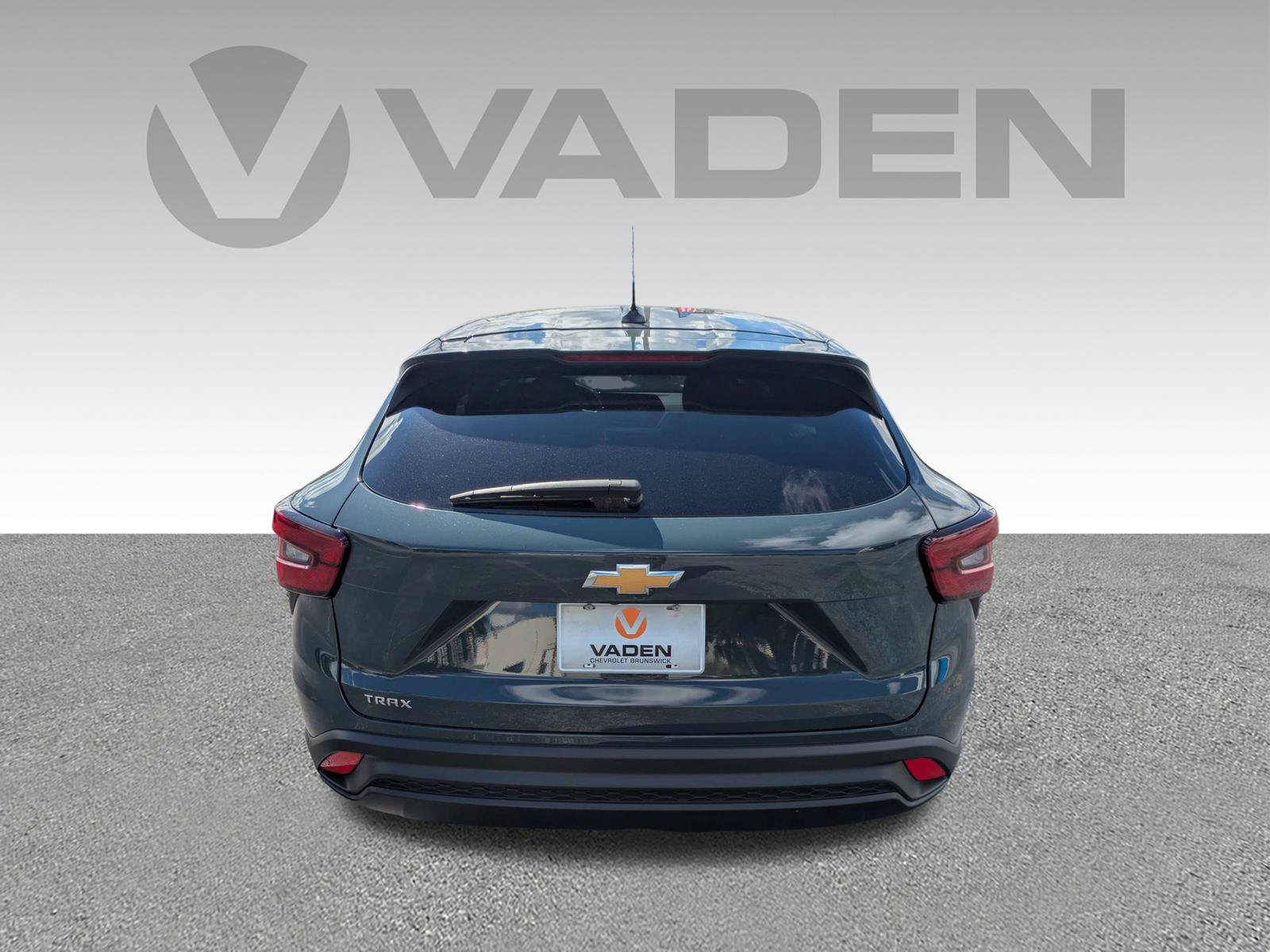 New 2026 Chevrolet Trax LS w/ LS Convenience Package FWD image 25