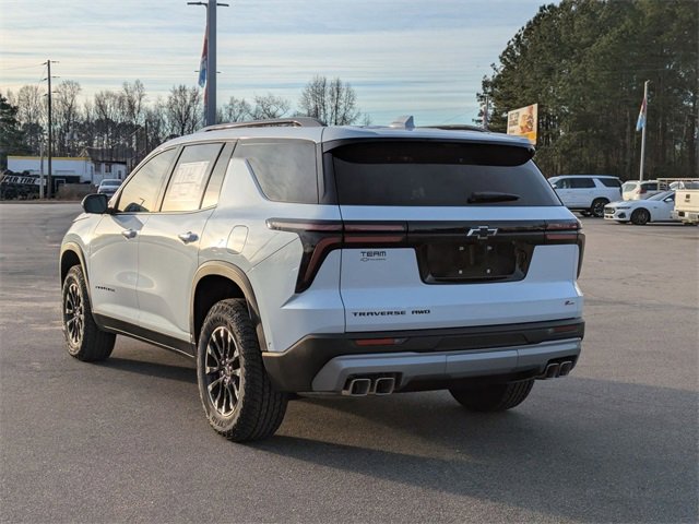 New 2026 Chevrolet Traverse Z71 w/ Enhanced Driving Package image 5