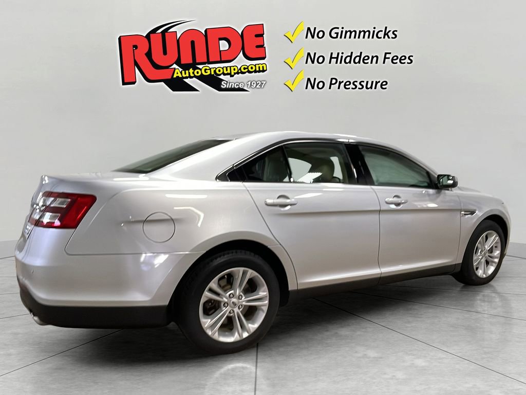 Used 2019 Ford Taurus SEL FWD image 6