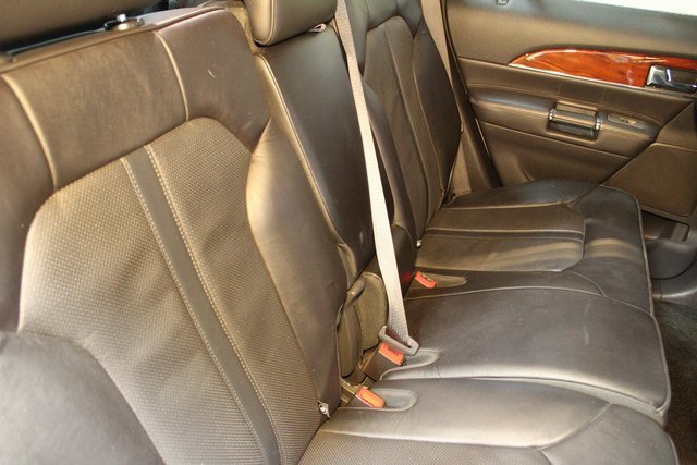 Used 2015 Lincoln MKX Base 4D Sport Utility w/ Equipment Group 101A image 9