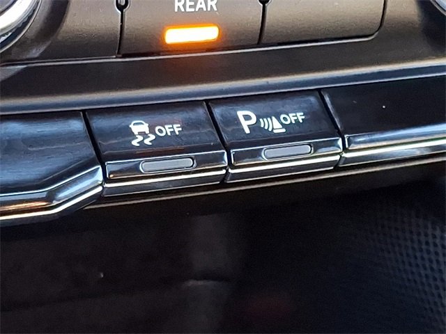 Used 2024 Dodge Durango GT image 25