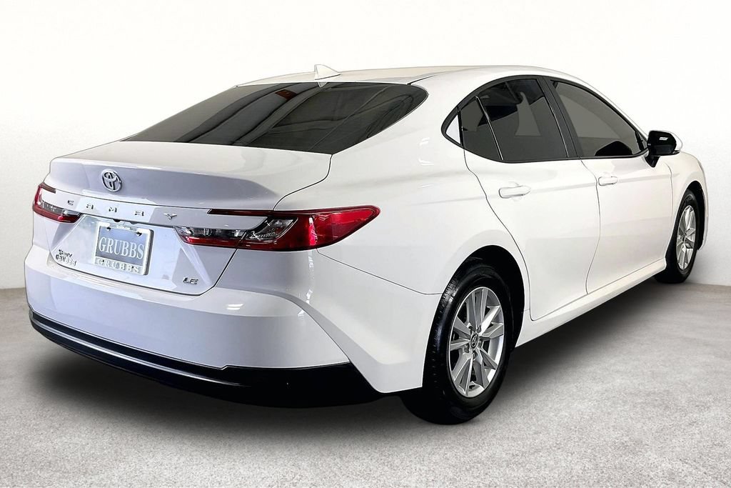 Used 2025 Toyota Camry LE FWD image 2