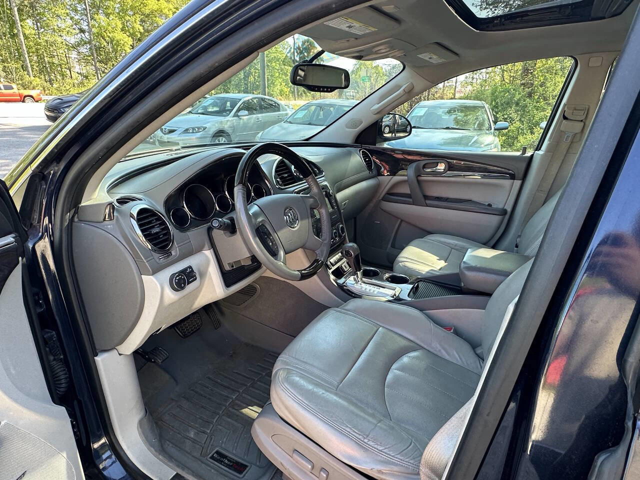 Used 2015 Buick Enclave Leather image 9