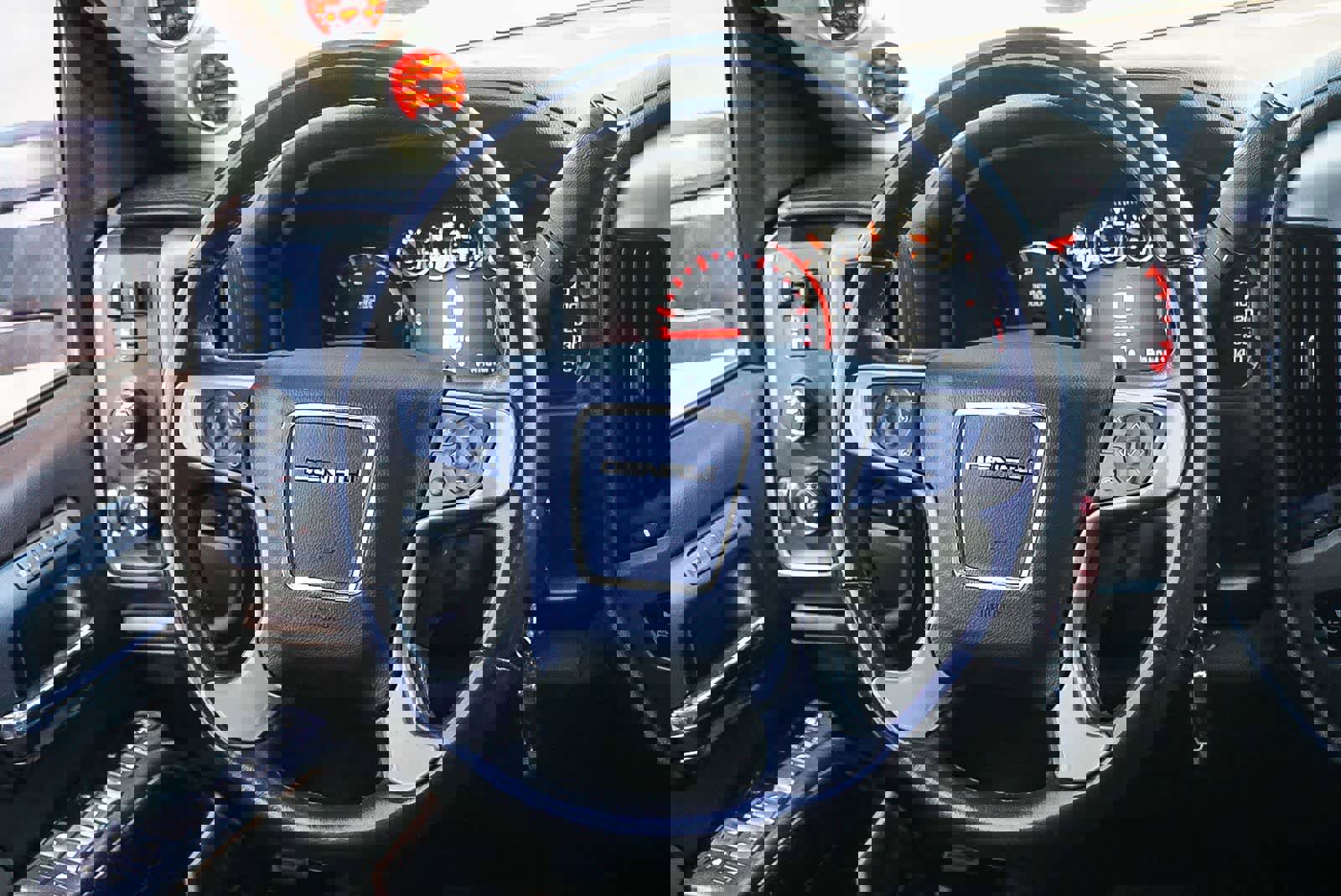 Used 2015 GMC Sierra 3500 Denali w/ Duramax Plus Package image 18