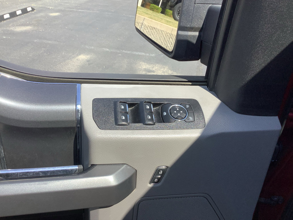 Used 2018 Ford F150 XLT w/ Equipment Group 302A Luxury image 12