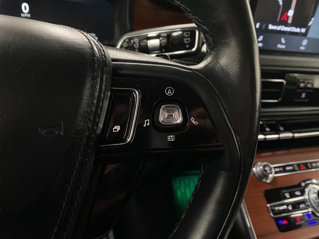 Used 2023 Lincoln Aviator Reserve w/ Equipment Group 201A AWD/4WD image 18