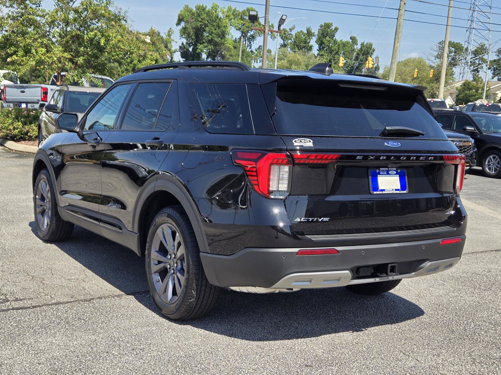 New 2026 Ford Explorer Active w/ Active Comfort Package AWD/4WD image 11