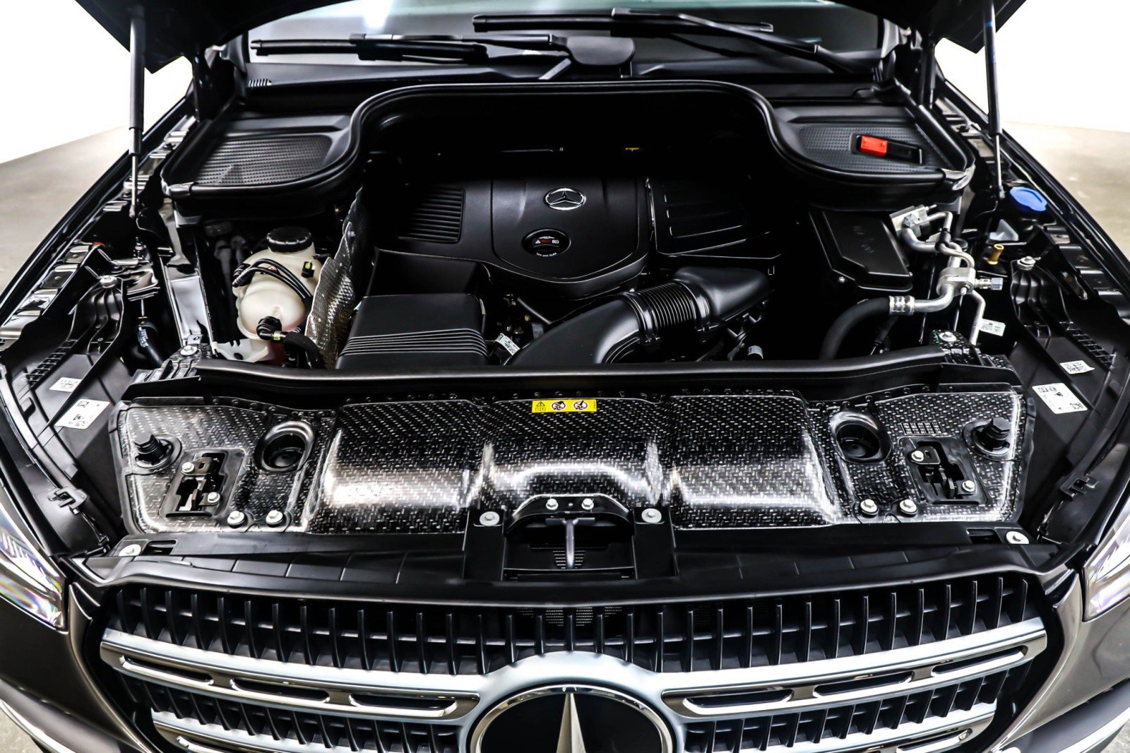 Certified 2025 Mercedes-Benz GLE 350 4MATIC image 13