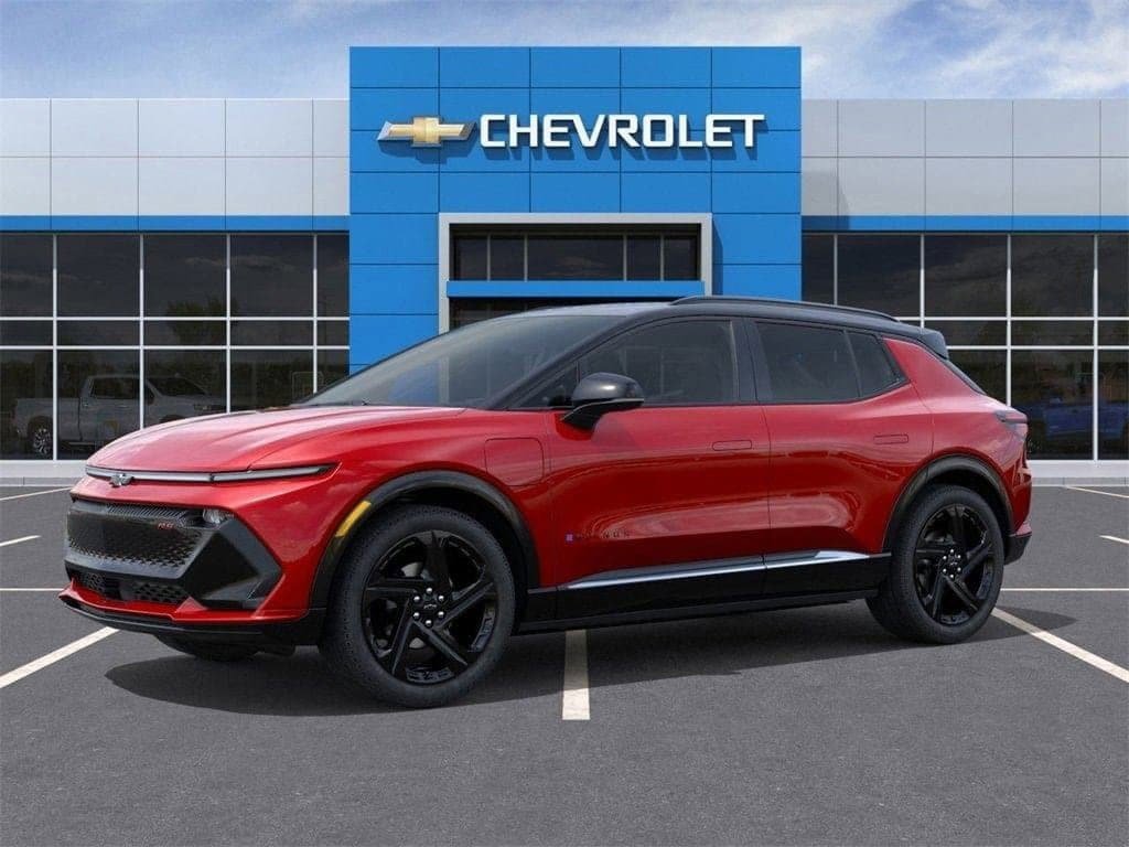 New 2026 Chevrolet Equinox EV RS image 2