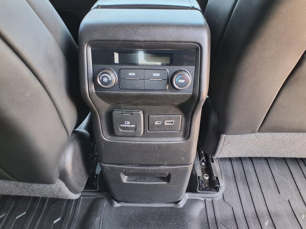 Used 2021 GMC Acadia AT4 w/ Trailering Package AWD/4WD image 17