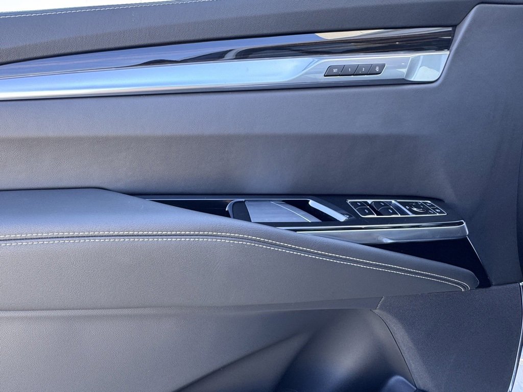 New 2026 Cadillac Escalade ESV Luxury w/ LPO, Radiant Package image 14