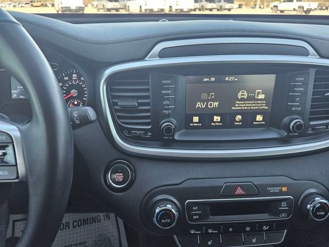 Used 2020 Kia Sorento S image 17