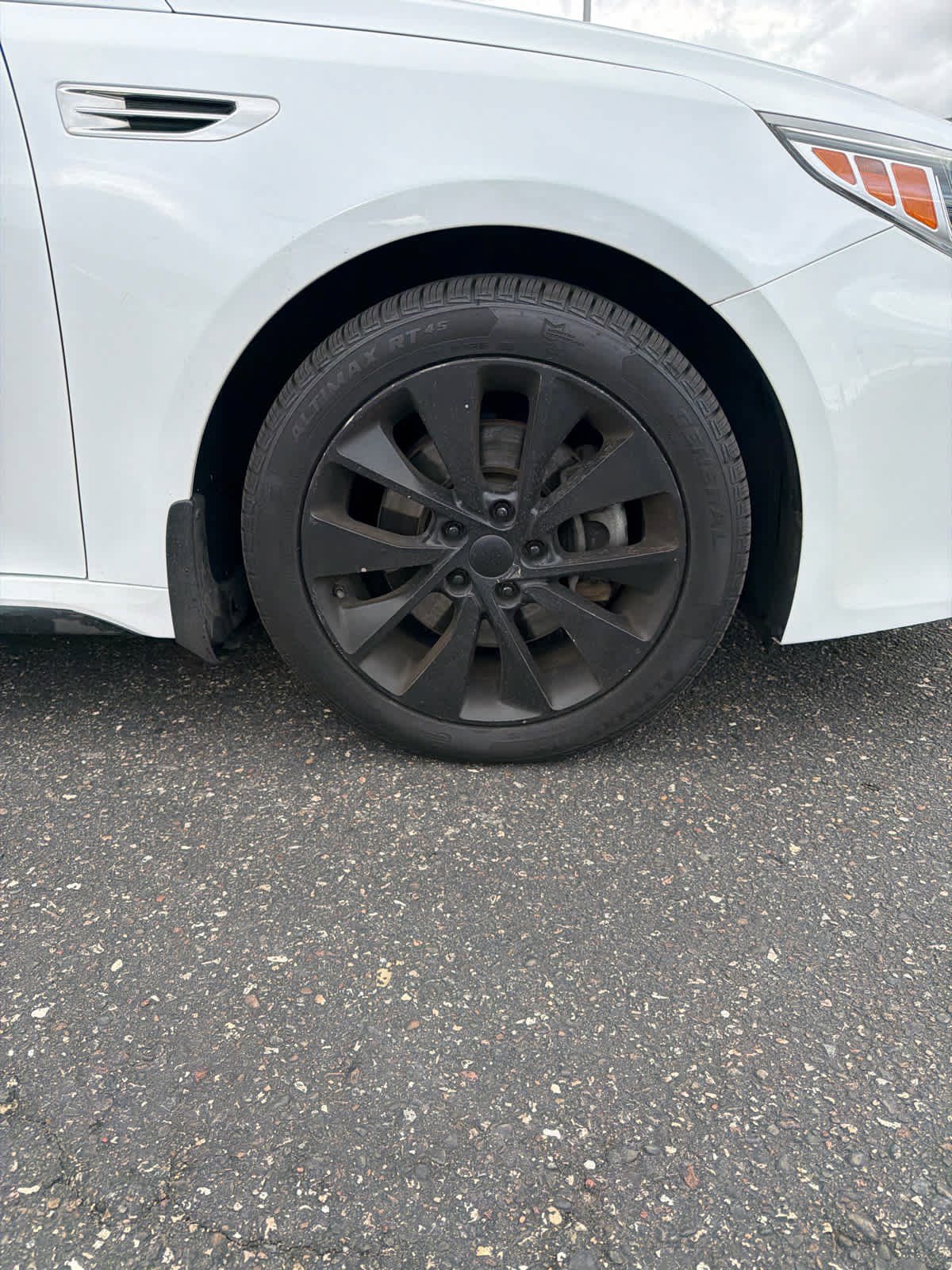 Used 2018 Kia Optima S w/ Option Group 020 FWD image 6