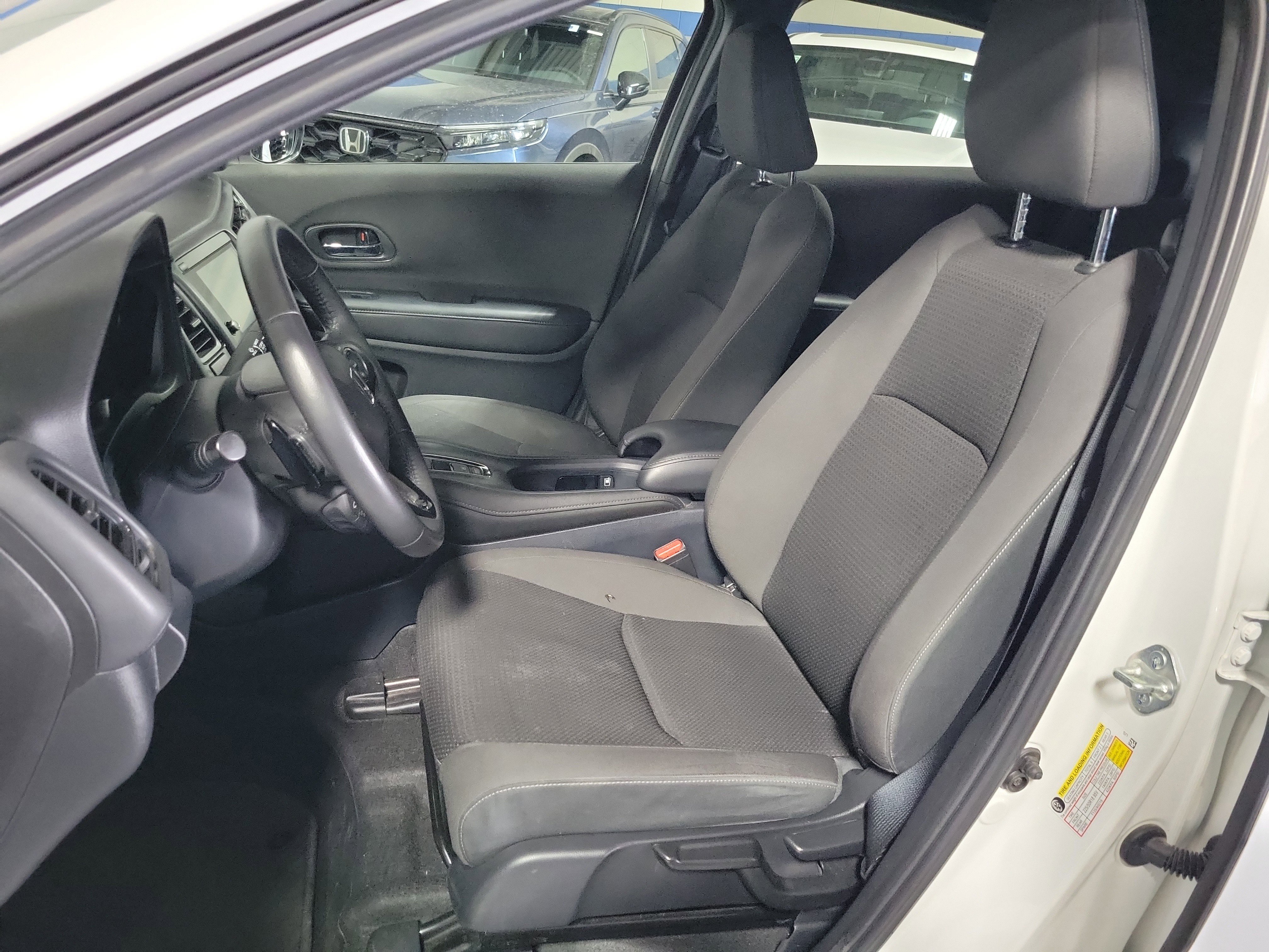 Used 2021 Honda HR-V Sport image 21