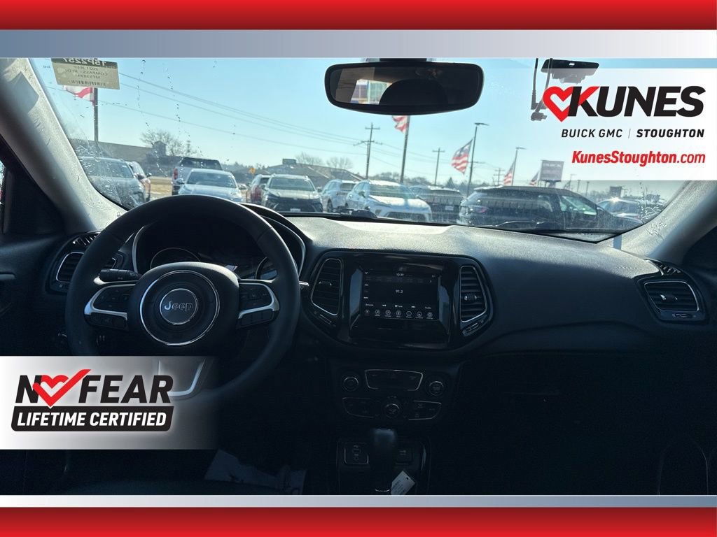 Used 2021 Jeep Compass Latitude FWD image 42