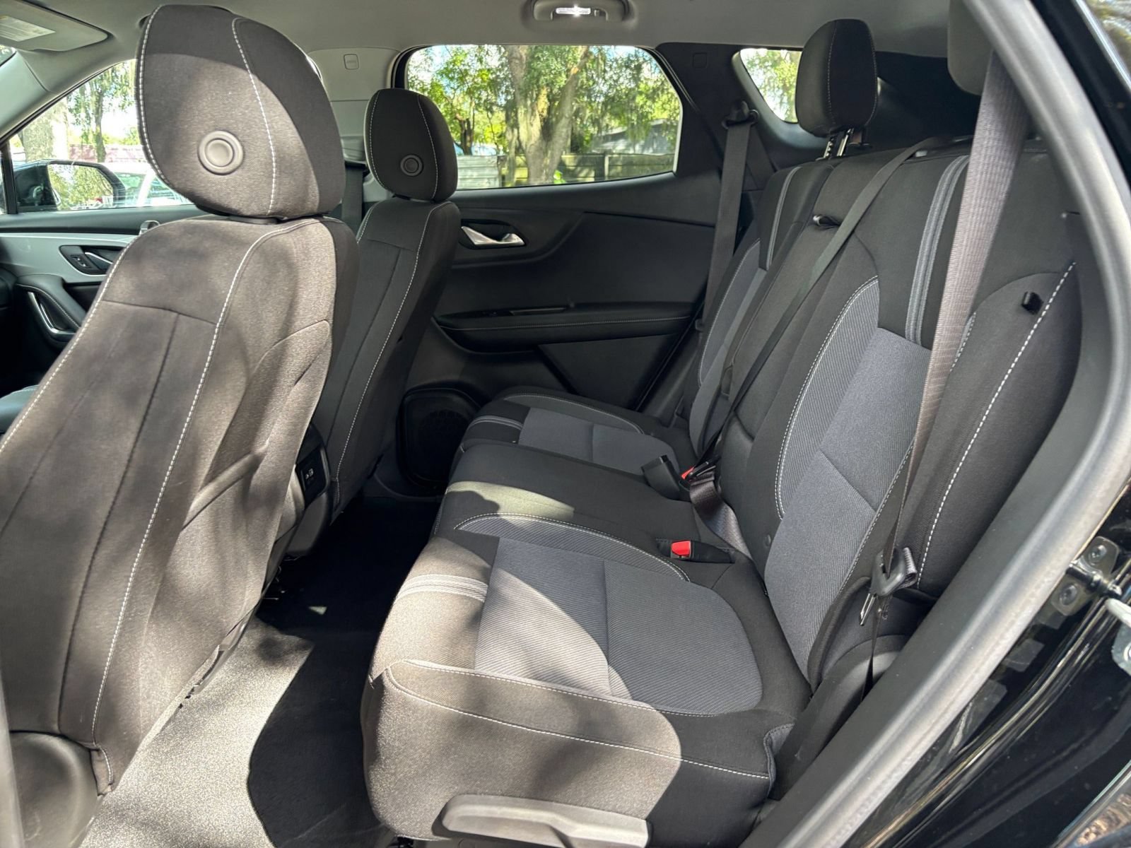 Used 2026 Chevrolet Blazer LT FWD image 39
