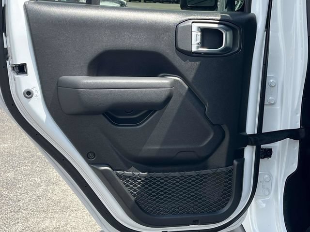 New 2026 Jeep Gladiator Sport AWD/4WD image 13