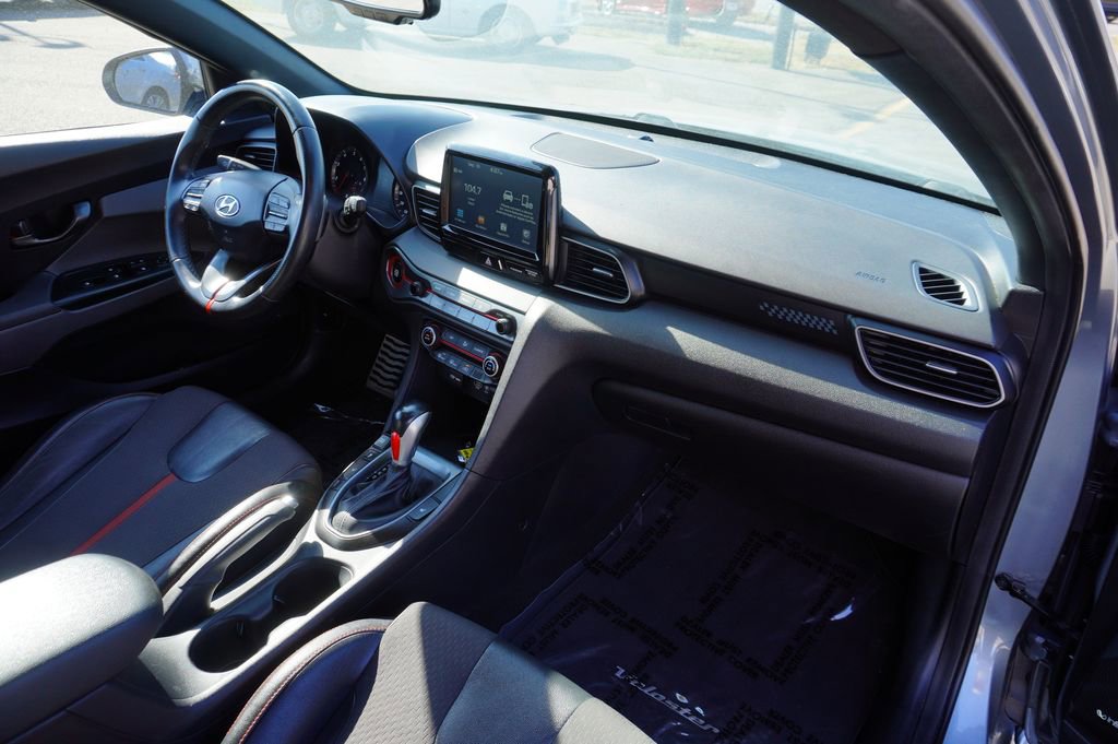 Used 2019 Hyundai Veloster Turbo image 32