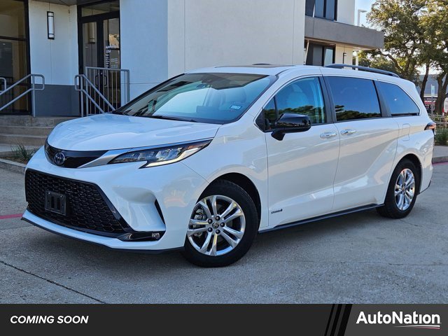 Used 2021 Toyota Sienna XSE