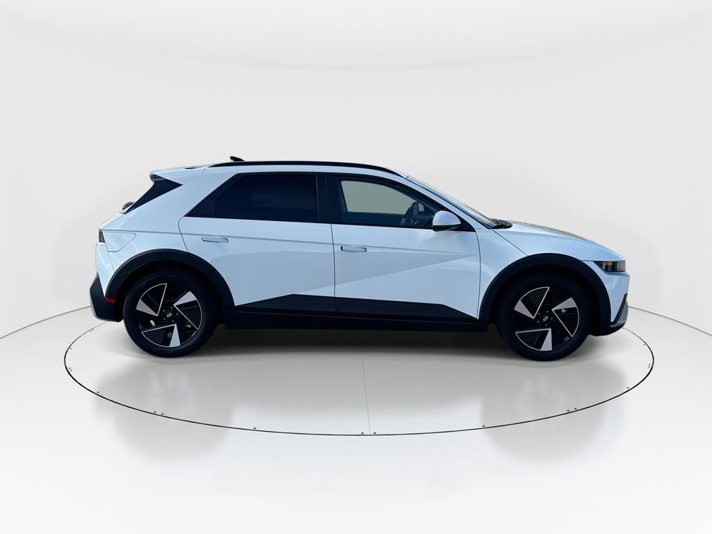 Used 2025 Hyundai Ioniq 5 SEL image 9