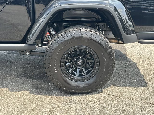 Certified 2025 Jeep Gladiator Mojave AWD/4WD image 21