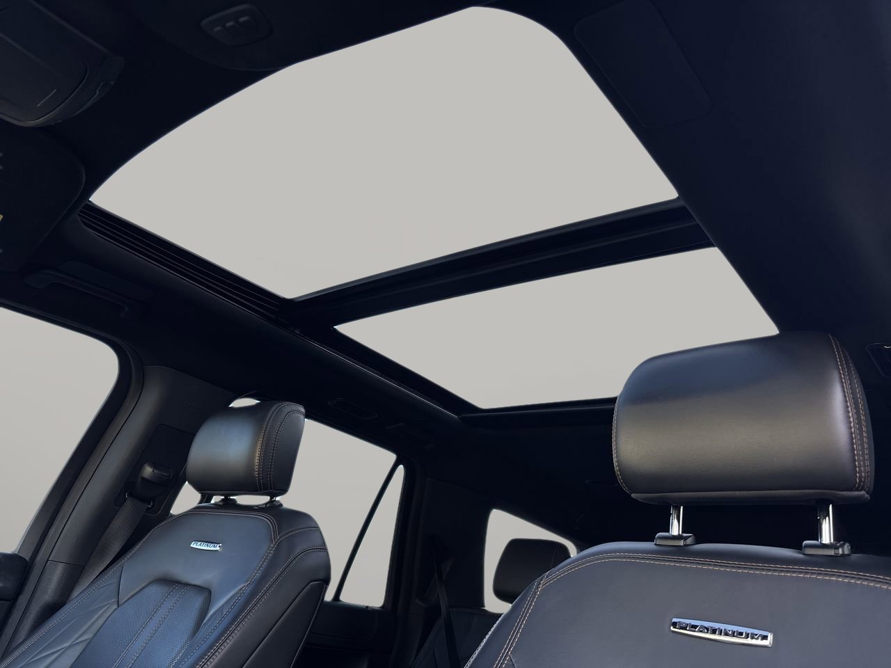 Used 2023 Ford Expedition Platinum image 22