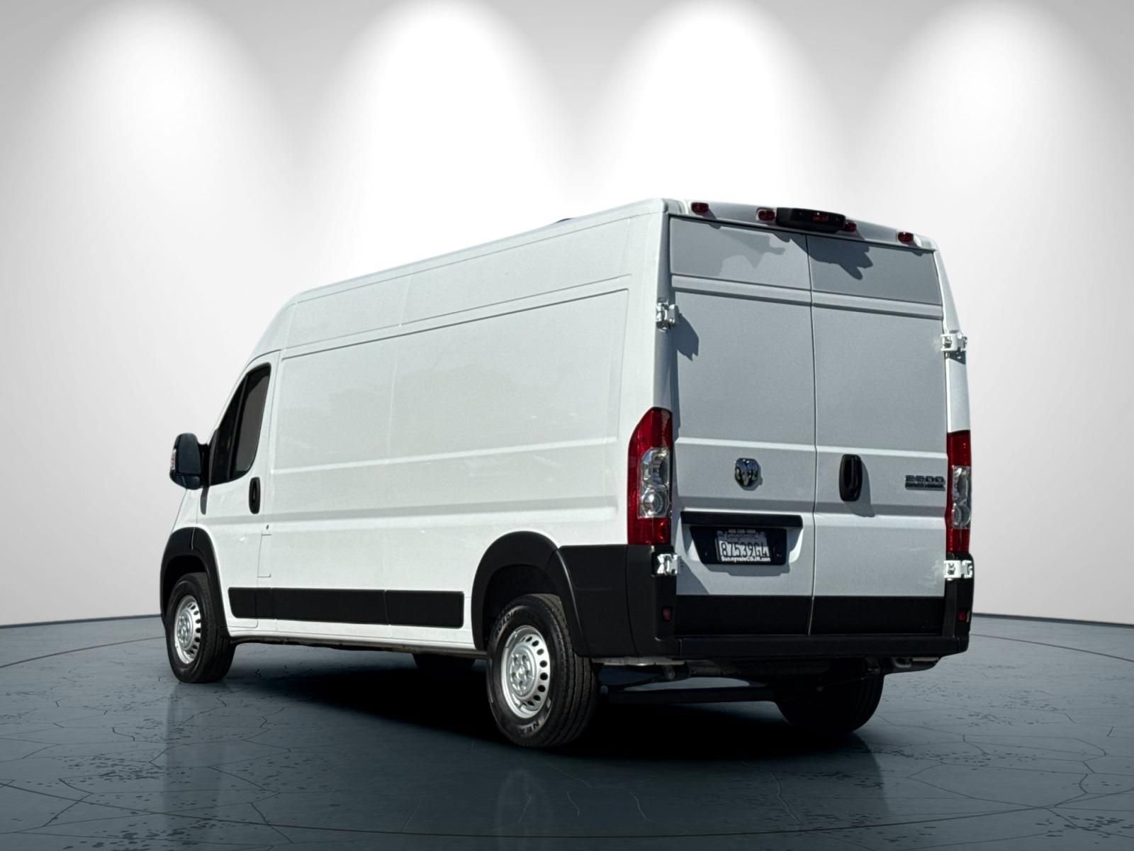 Used 2026 RAM ProMaster 2500 w/ Convenience Group FWD image 6
