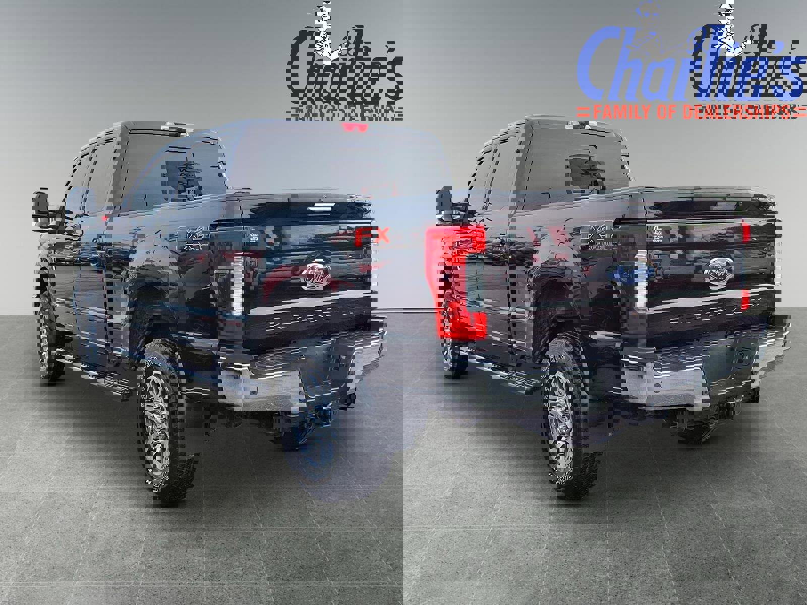 Used 2018 Ford F250 Lariat w/ Lariat Value Package image 5