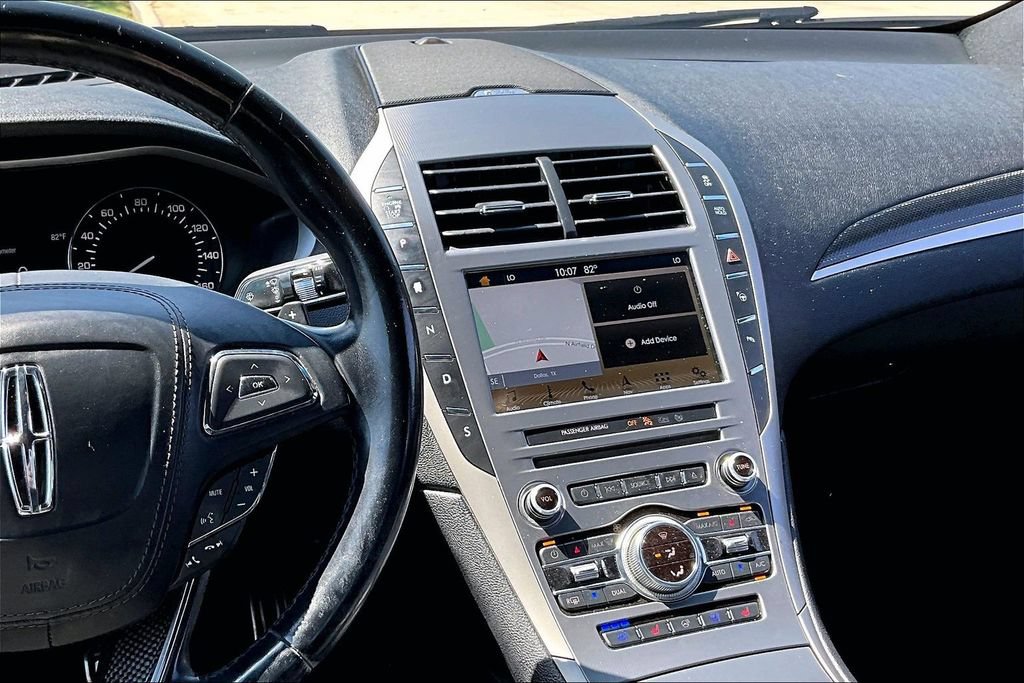 Used 2017 Lincoln MKZ Reserve w/ Luxury Package AWD/4WD image 8