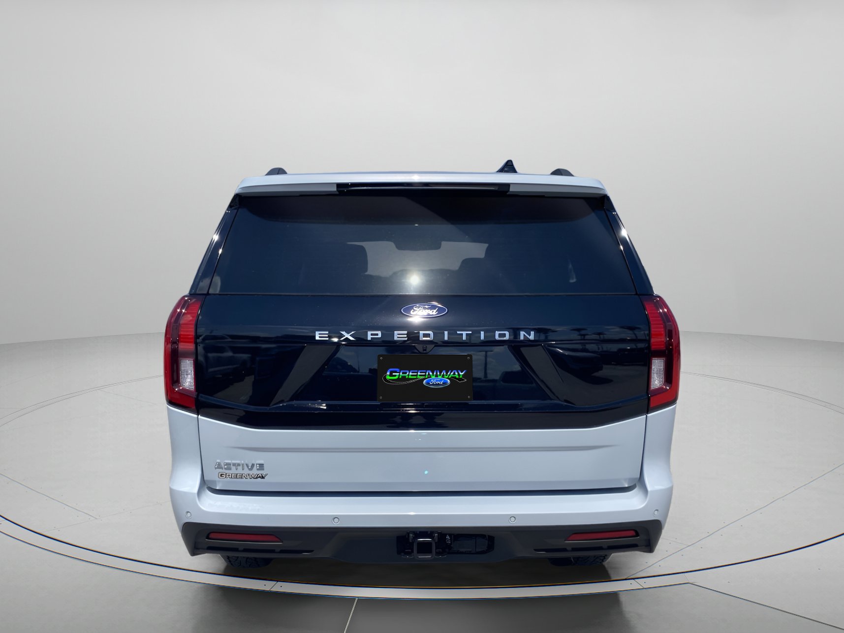 New 2026 Ford Expedition Active image 4