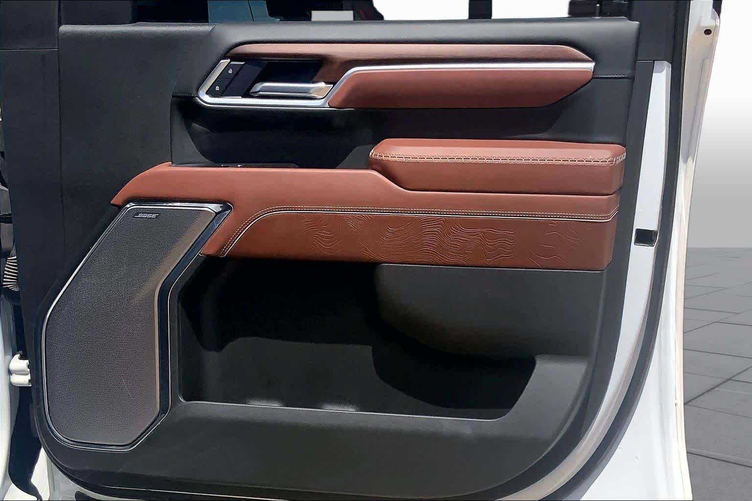Certified 2025 GMC Sierra 2500 Denali Ultimate AWD/4WD image 22