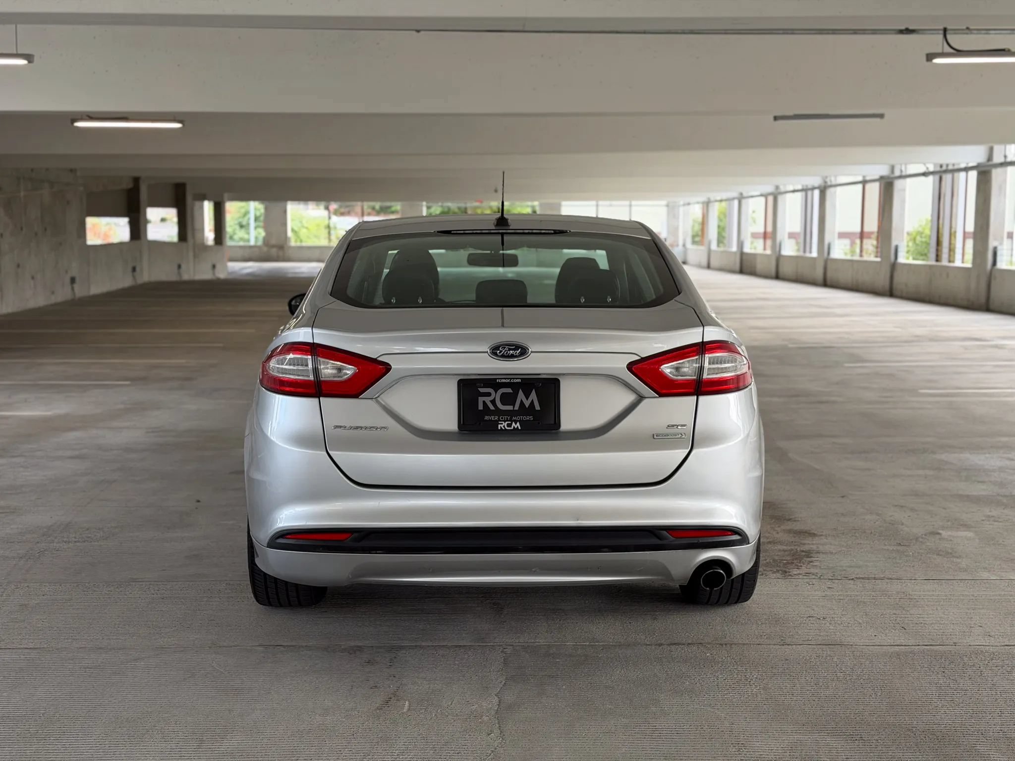 Used 2014 Ford Fusion SE w/ Equipment Group 202A FWD image 6