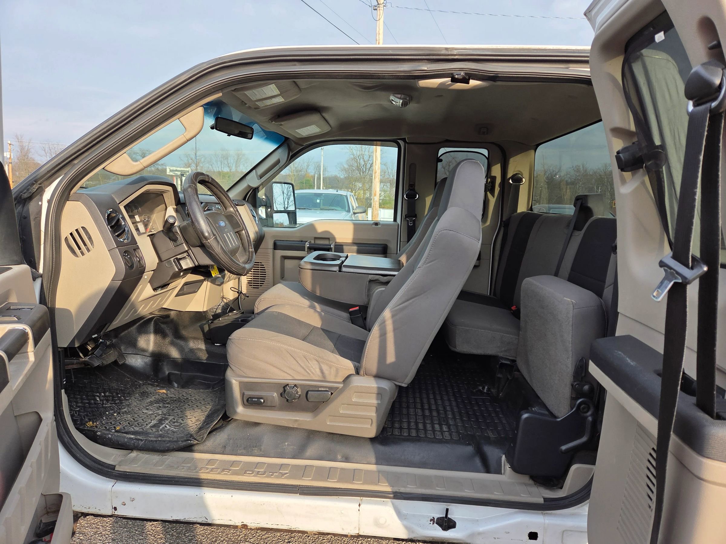 Used 2009 Ford F250 XLT image 14