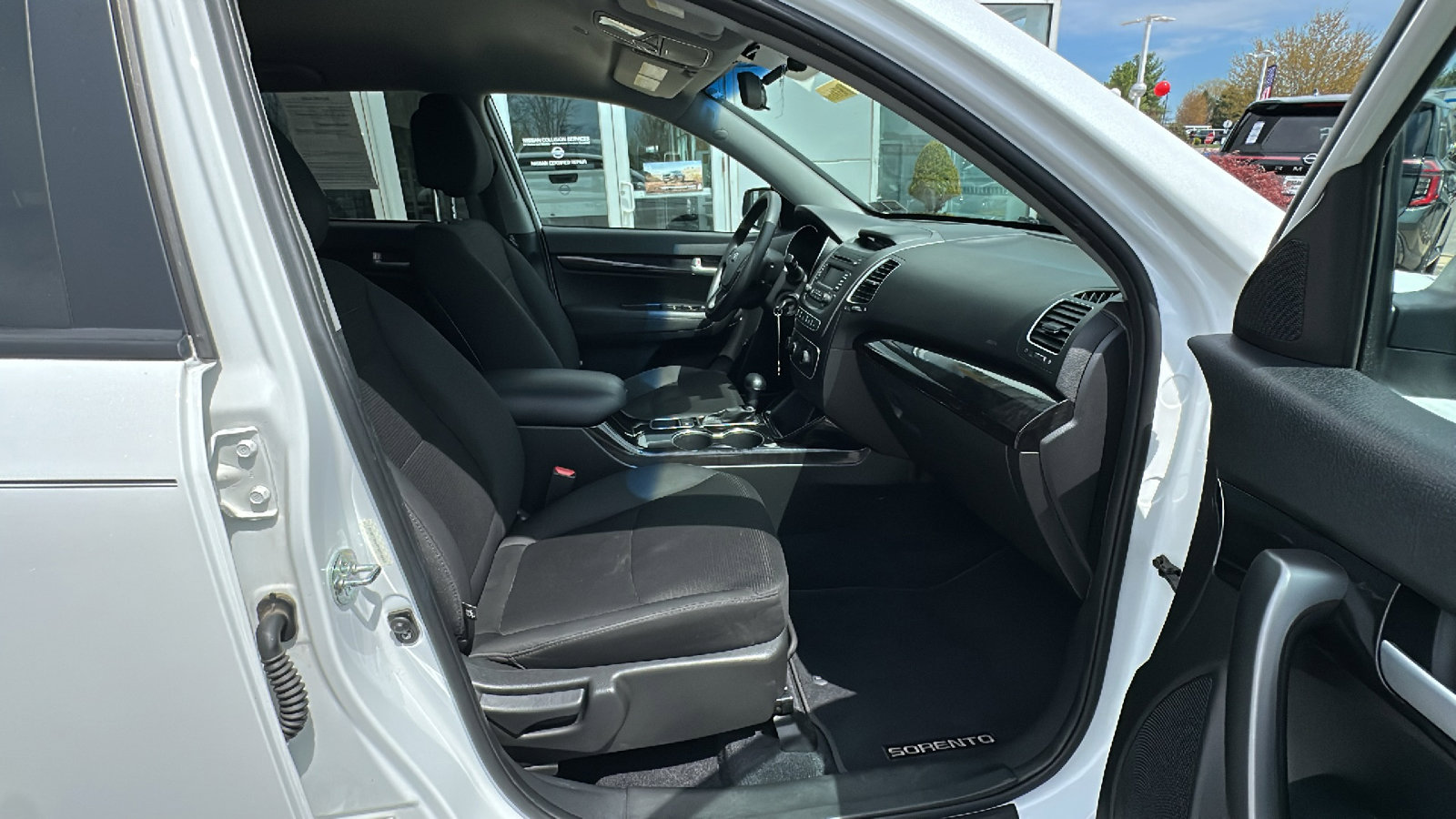 Used 2015 Kia Sorento LX image 23