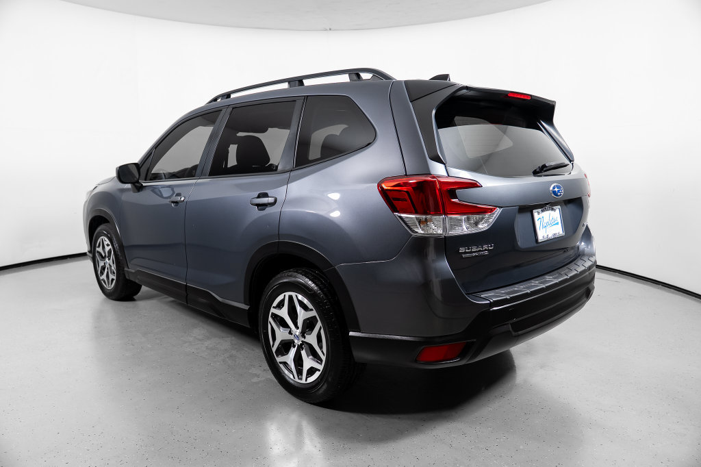 Used 2024 Subaru Forester Premium AWD/4WD image 10