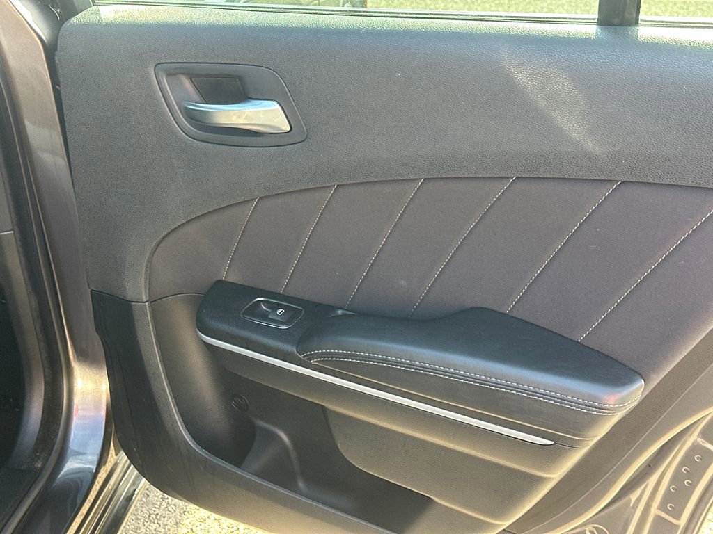 Used 2023 Dodge Charger SXT image 16