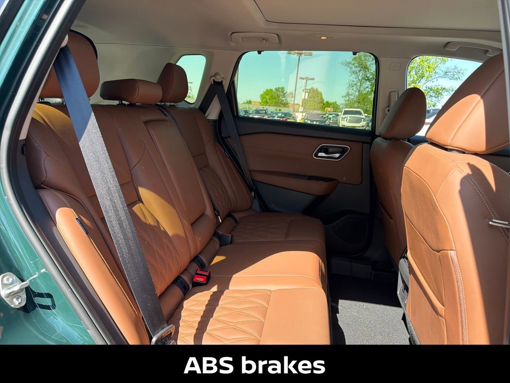 New 2026 Nissan Rogue Platinum AWD/4WD image 35