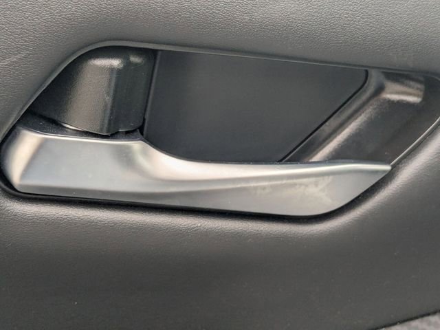 Used 2025 Nissan Sentra SR FWD image 26