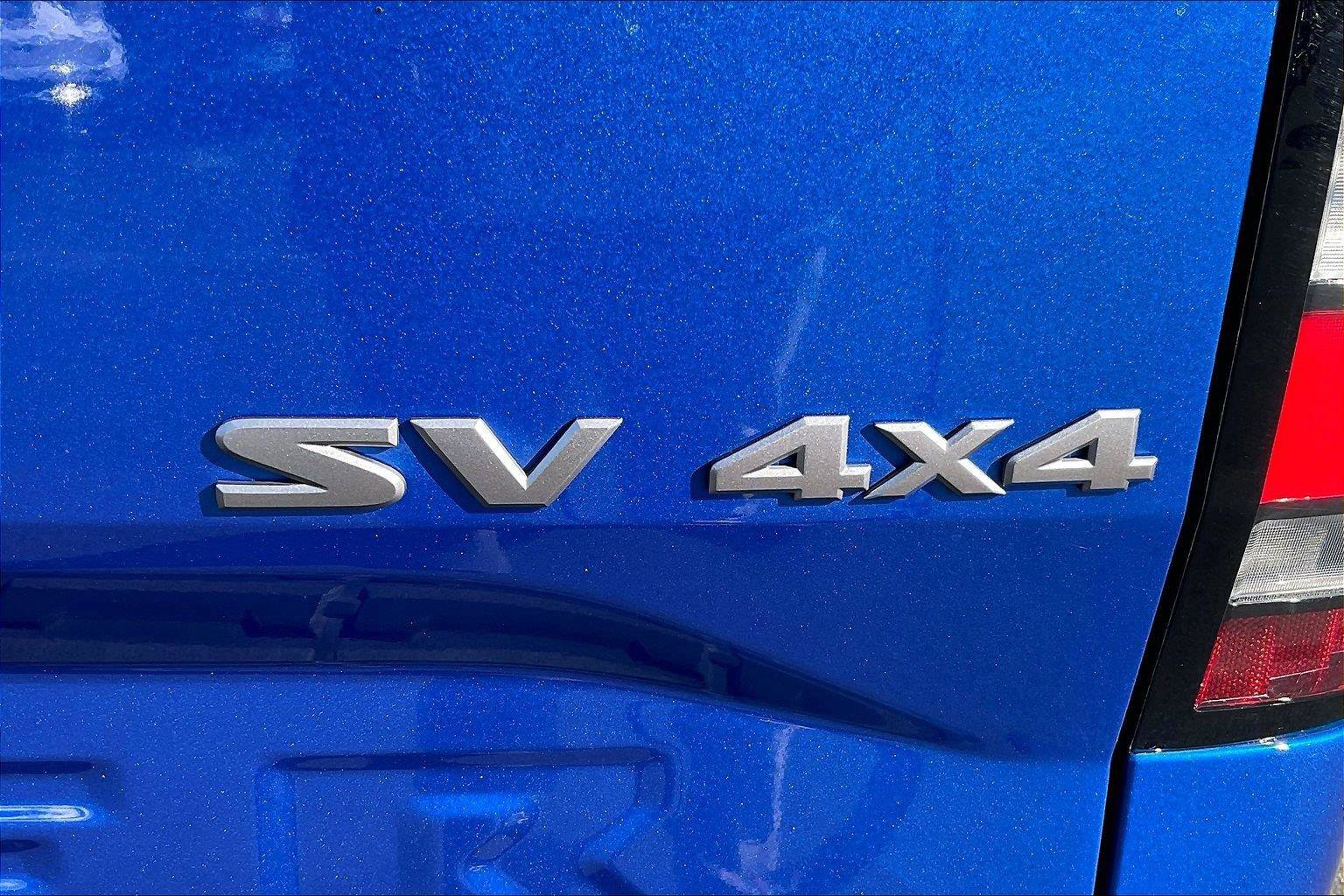 Certified 2024 Nissan Frontier SV w/ Technology Package AWD/4WD image 9