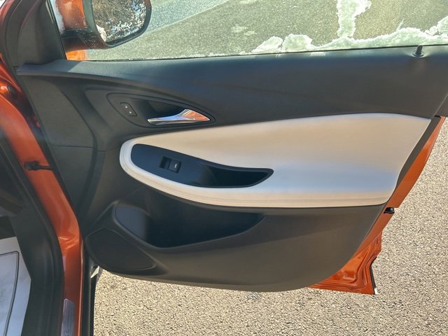 Used 2023 Buick Encore GX Preferred w/ Cold Weather Comfort Package image 6