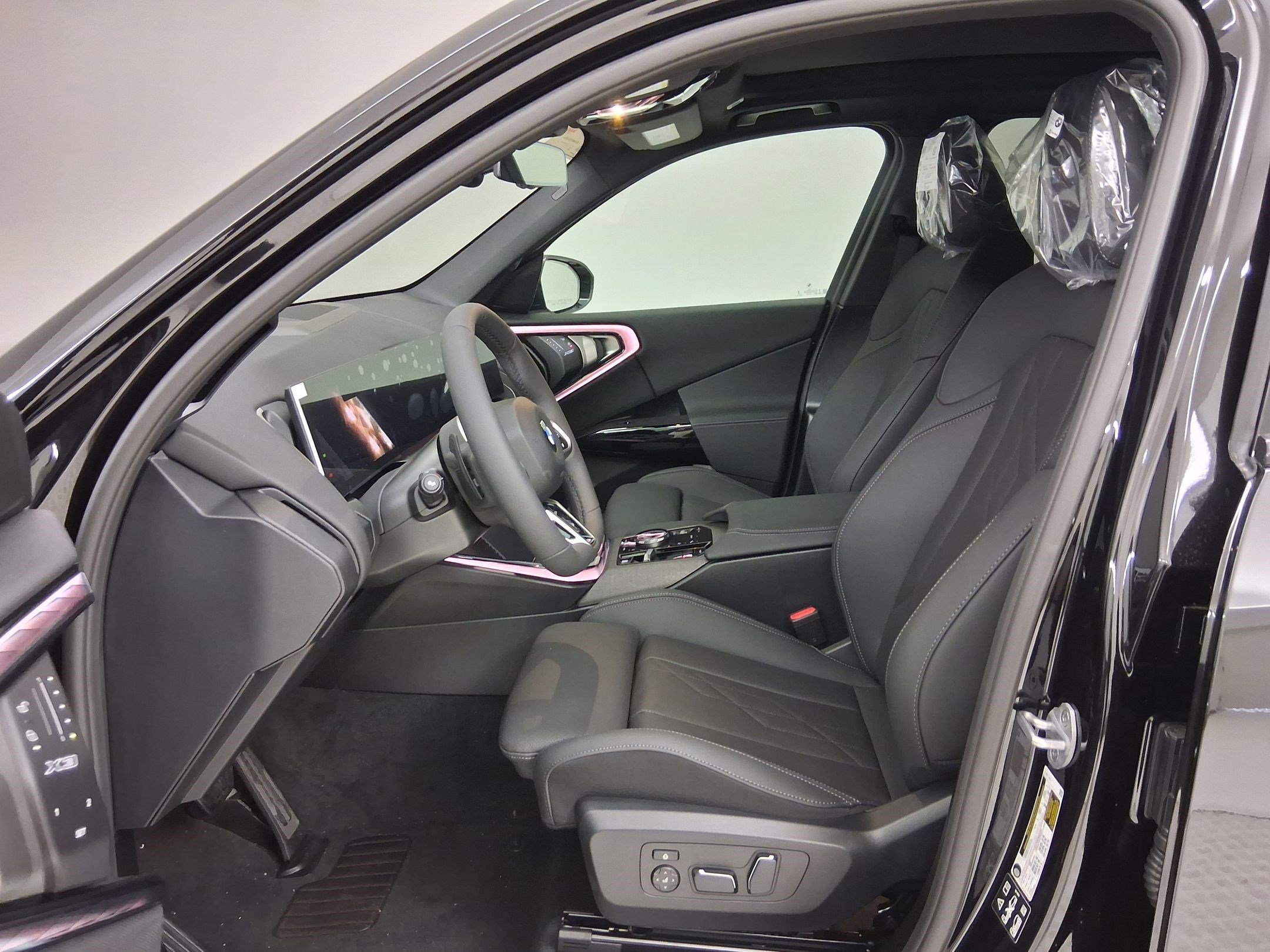 New 2026 BMW X3 xDrive30 w/ M Sport Package image 3
