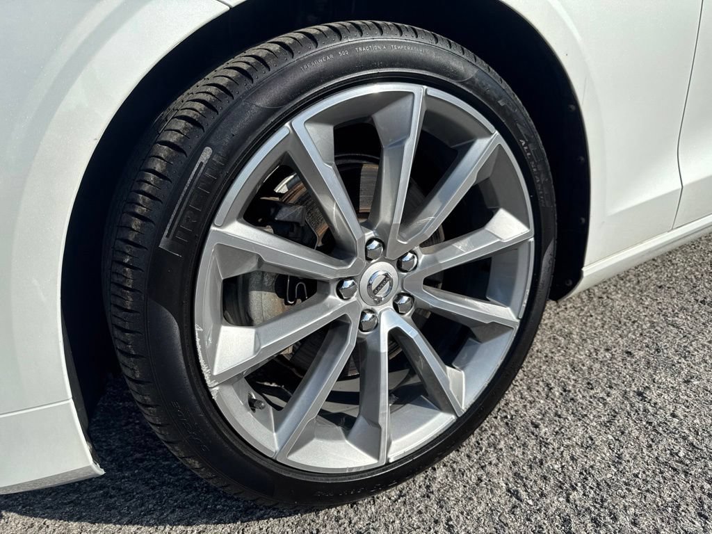 Used 2021 Volvo S60 T5 Momentum w/ Premium Package FWD image 9