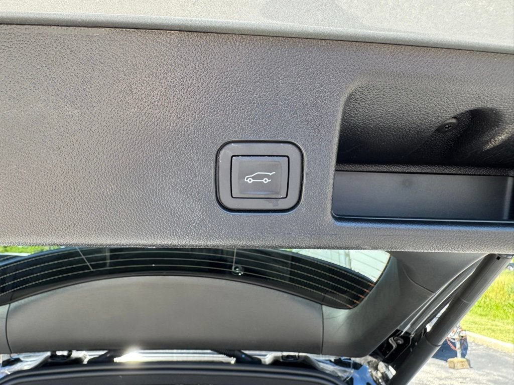 New 2026 Chevrolet Equinox EV RS FWD image 27